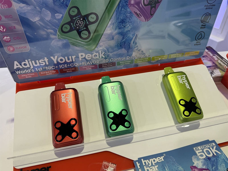 Entdecken Sie die magischen Effekte des e.l.f. Glitter Liquid Eyeshadows