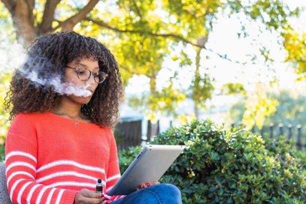 ibvape 25000 Züge Erfahrungsbericht Ursachen und Lösungen bei e-zigarette ausschlag im gesicht