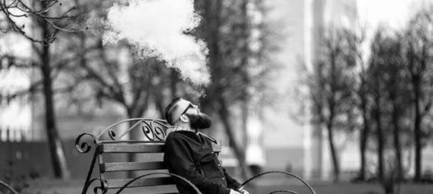 Entdecken Sie papieros elektroniczny mit 0 nicotine e liquid für ein sanftes Dampferlebnis ohne Nikotin