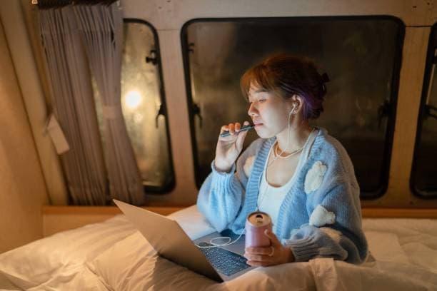 Elektronické cigarety und e zigarette liquid mit nikotin fertig gemischt im Praxisratgeber – Kauf, Sicherheit und beliebte Geschmacksrichtungen