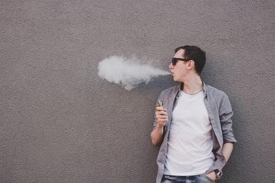E-Zigaretten Ratgeber 2025 - nachhaltig dampfen und die passende alternative zu e zigarette entdecken